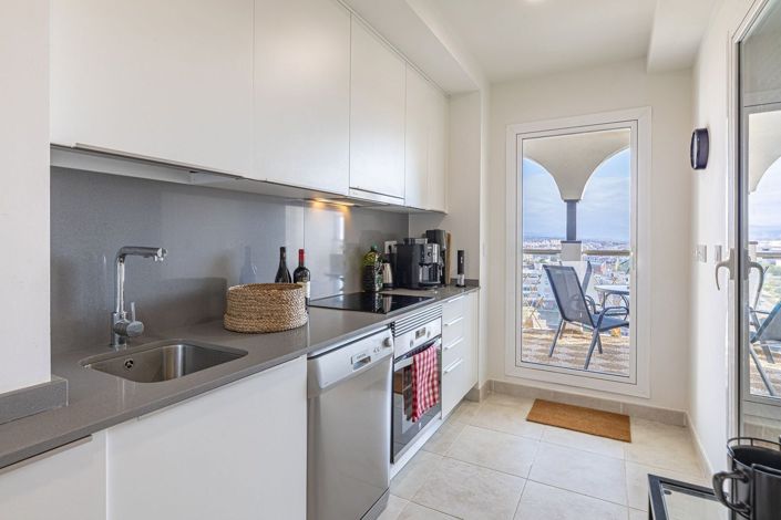 Image No.6-3 Bed Apartment for sale