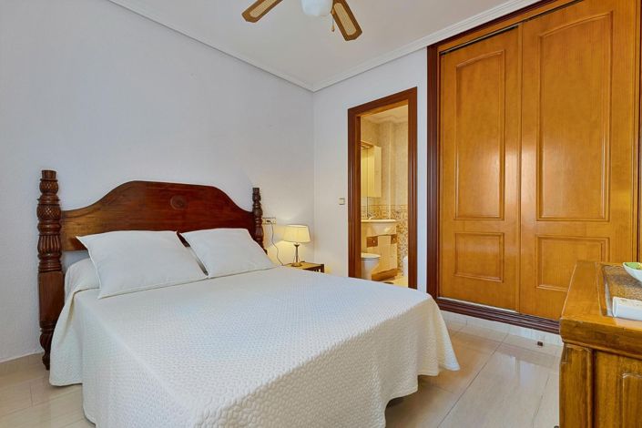 Image No.12-2 Bed Apartment for sale