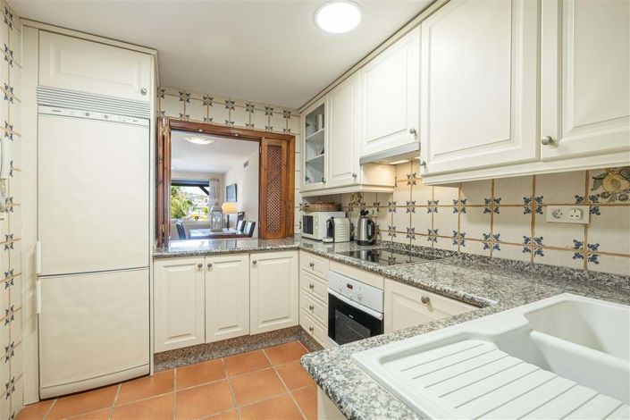 Image No.12-2 Bed Apartment for sale