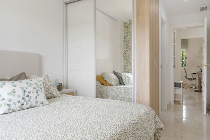 Image No.17-2 Bed Apartment for sale