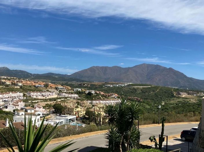 Image No.7-Appartement de 2 chambres à vendre à Estepona