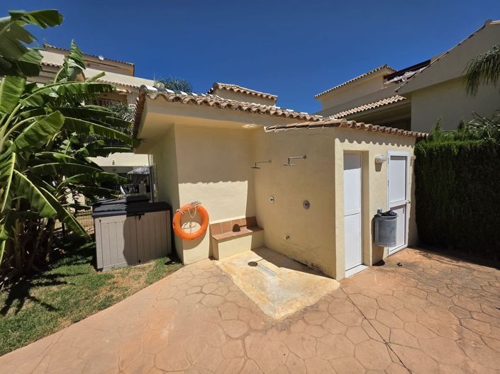 Image No.10-2 Bed Apartment for sale