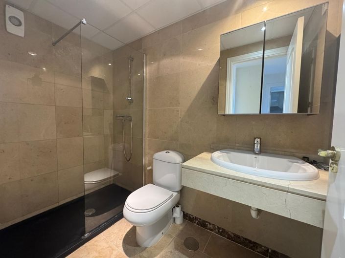 Image No.17-Appartement de 2 chambres à vendre à Estepona