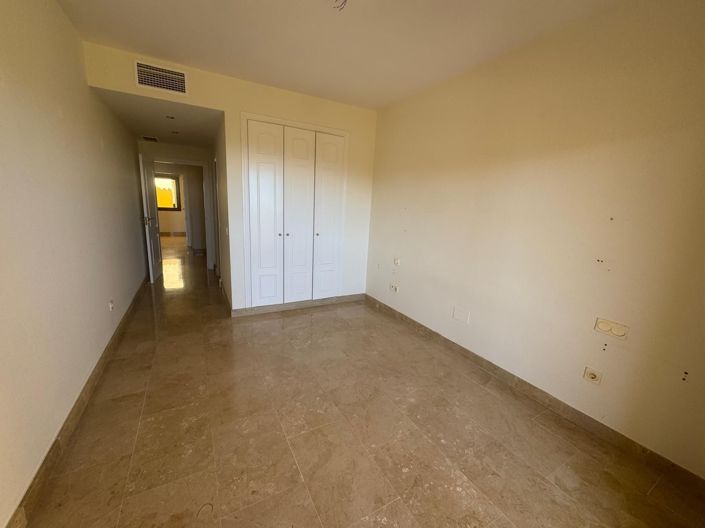 Image No.4-Appartement de 2 chambres à vendre à Estepona