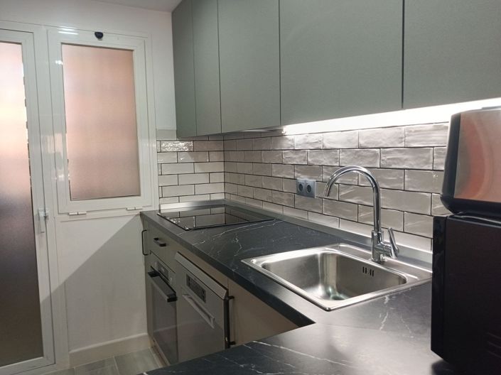 Image No.12-2 Bed Apartment for sale