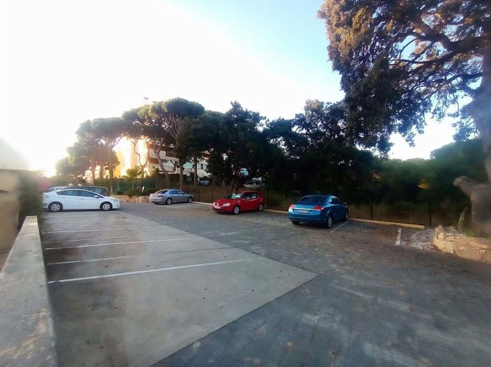 Image No.23-2 Bed Apartment for sale