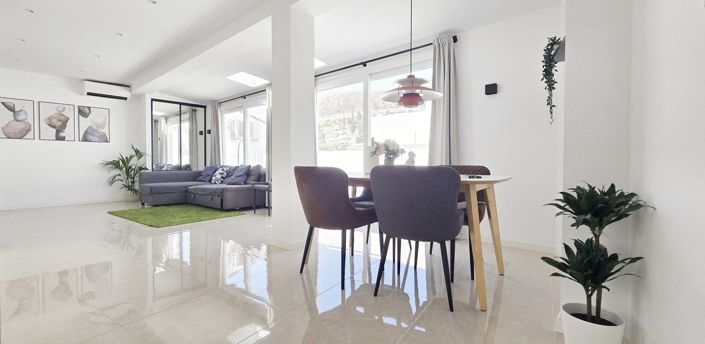 Image No.10-3 Bed Apartment for sale