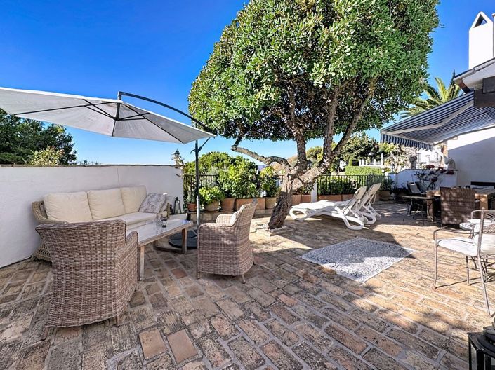 Image No.1-3 Bed Villa for sale