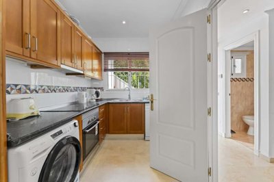 3982-734021-78d1f4f8b6655591b02d22fabb36a692d