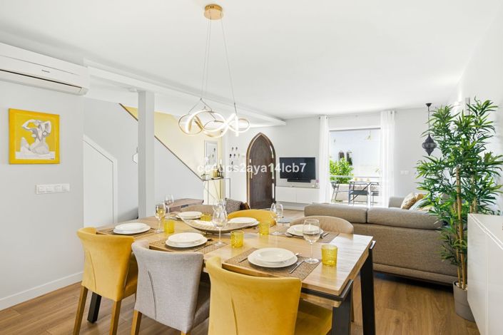 Image No.16-3 Bed Townhouse for sale