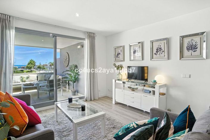 Image No.3-Appartement de 2 chambres à vendre à Estepona