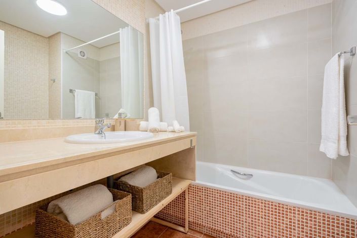 Image No.12-2 Bed Apartment for sale