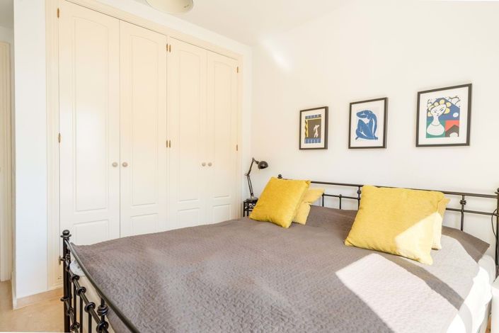 Image No.12-3 Bed Apartment for sale