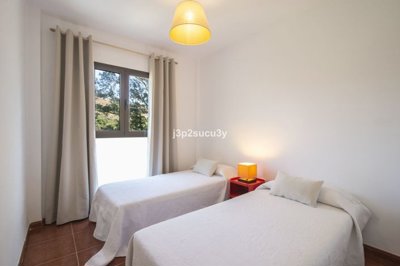 3982-732769-78d1f4f8b6655591b02d22fabb36a692d