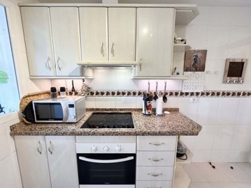 3982-735041-78d1f4f8b6655591b02d22fabb36a692d