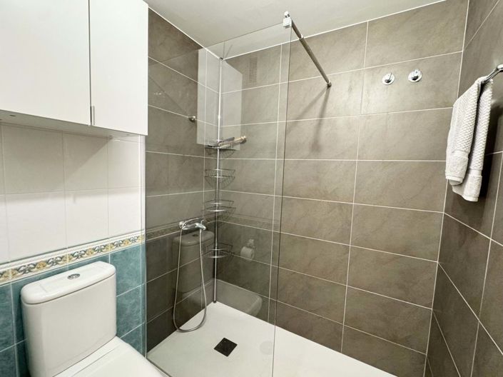 Image No.19-2 Bed Apartment for sale