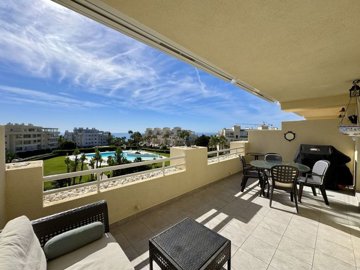 3982-735041-78d1f4f8b6655591b02d22fabb36a692d