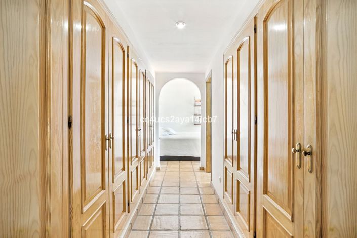 Image No.21-3 Bed Villa for sale