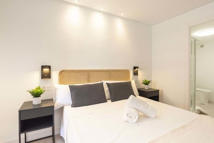 Image No.4-2 Bed Apartment for sale