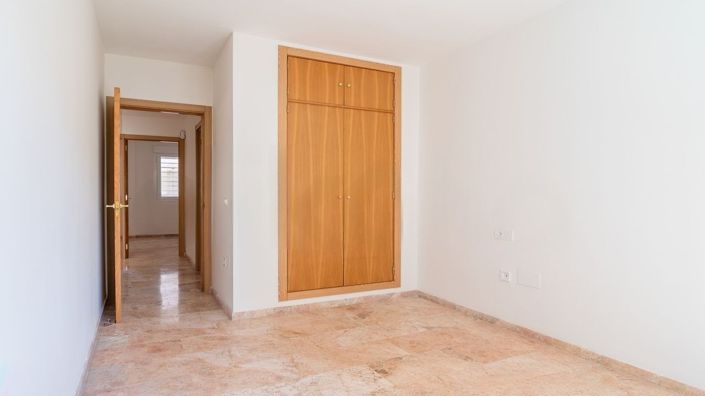 Image No.12-2 Bed Apartment for sale