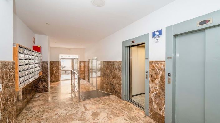 Image No.18-2 Bed Apartment for sale