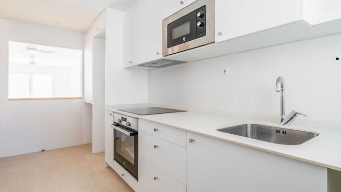 Image No.5-2 Bed Apartment for sale