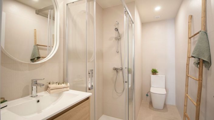 Image No.18-2 Bed Apartment for sale