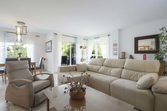 Image No.17-3 Bed Villa for sale