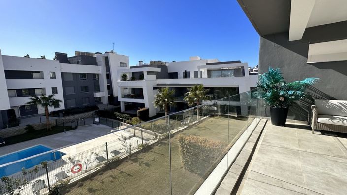 Image No.8-Appartement de 2 chambres à vendre à Estepona