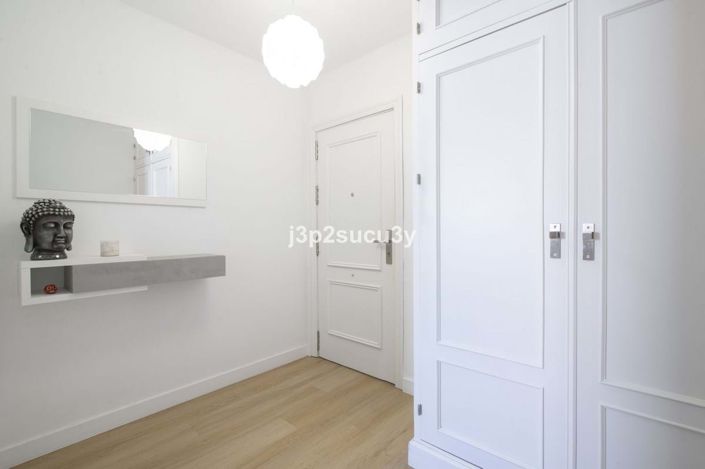 Image No.12-3 Bed Apartment for sale