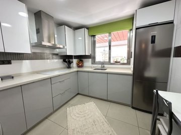 3982-731228-78d1f4f8b6655591b02d22fabb36a692d