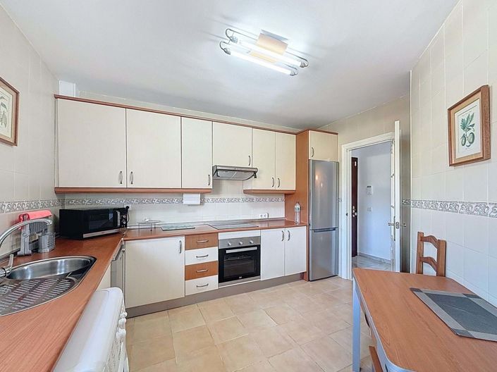 Image No.12-3 Bed Apartment for sale