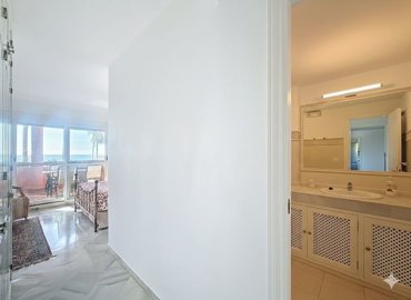 3982-735695-78d1f4f8b6655591b02d22fabb36a692d