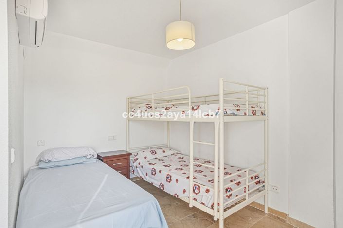 Image No.10-3 Bed Apartment for sale