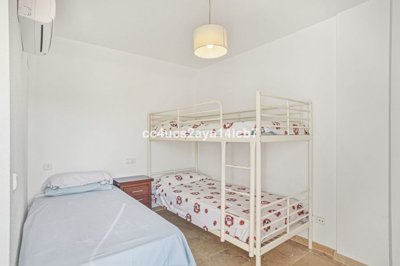 3982-741680-78d1f4f8b6655591b02d22fabb36a692d