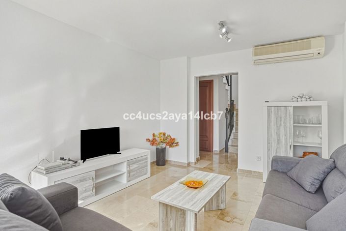 Image No.9-3 Bed Apartment for sale