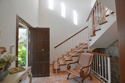 3982-741631-78d1f4f8b6655591b02d22fabb36a692d