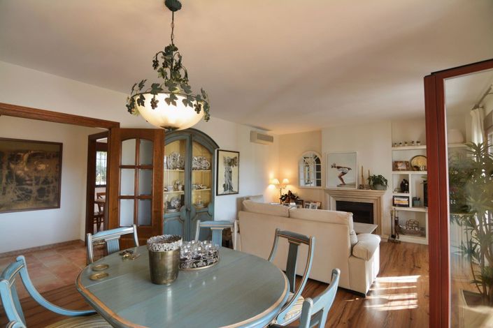 Image No.9-5 Bed Villa for sale