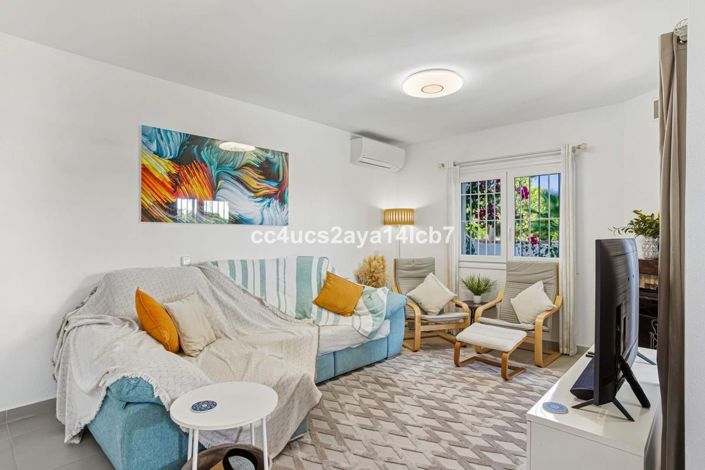 Image No.4-3 Bed Townhouse for sale