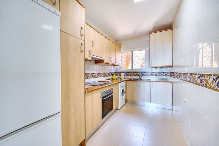 Image No.8-2 Bed Apartment for sale