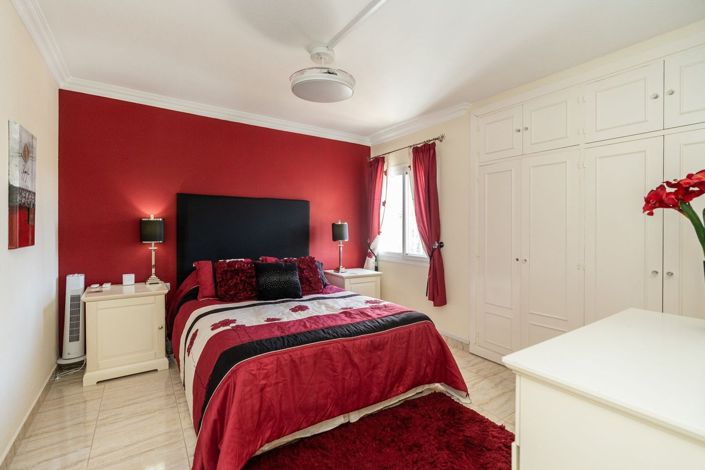 Image No.6-3 Bed Apartment for sale