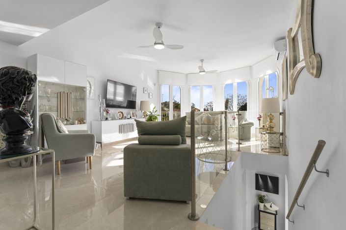 Image No.9-3 Bed Villa for sale