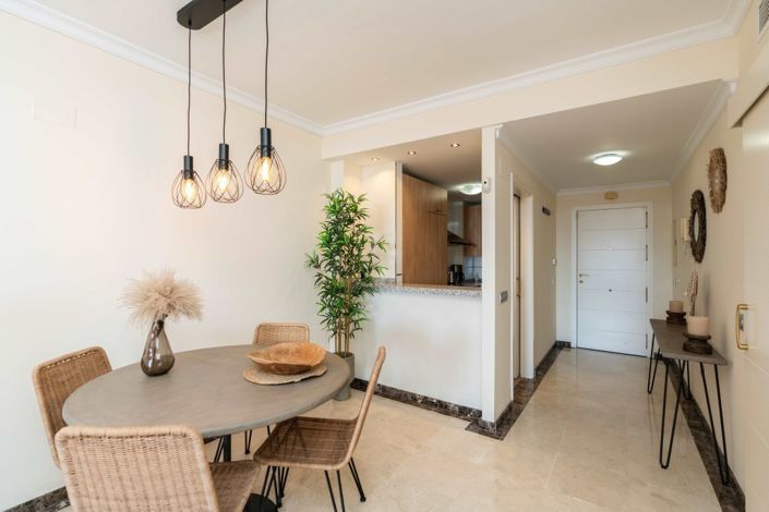 Image No.10-2 Bed Apartment for sale