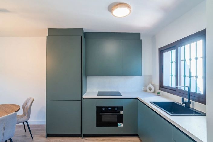 Image No.2-2 Bed Townhouse for sale