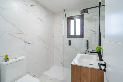 3982-745619-78d1f4f8b6655591b02d22fabb36a692d