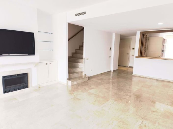 Image No.5-3 Bed Townhouse for sale