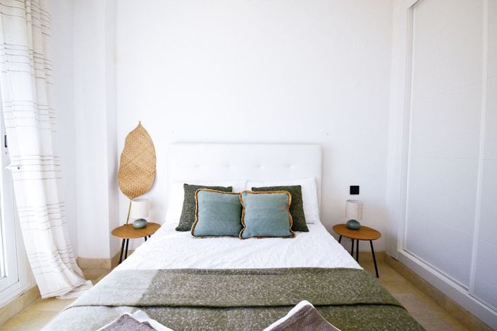 Image No.8-2 Bed Apartment for sale