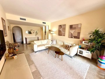 3982-741682-78d1f4f8b6655591b02d22fabb36a692d