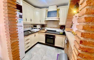 3982-744983-78d1f4f8b6655591b02d22fabb36a692d