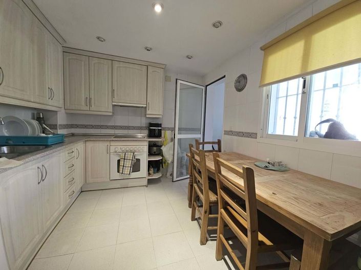 Image No.5-3 Bed Townhouse for sale